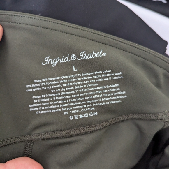 Ingrid+ Isabel Pocket Performance Maternity Legging - Picture 2 of 3